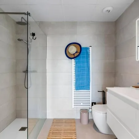 Apartmán H&m Con Padel, Piscina Y Vistas Al Mar *